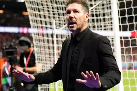 سيميوني: إنريكي أثبت نفسه في كل مكان.. وكأس العالم للأندية مختلف عن الدوري